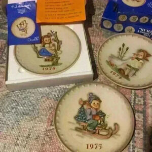 Goebel‎ m.J. Hummel Annual plate